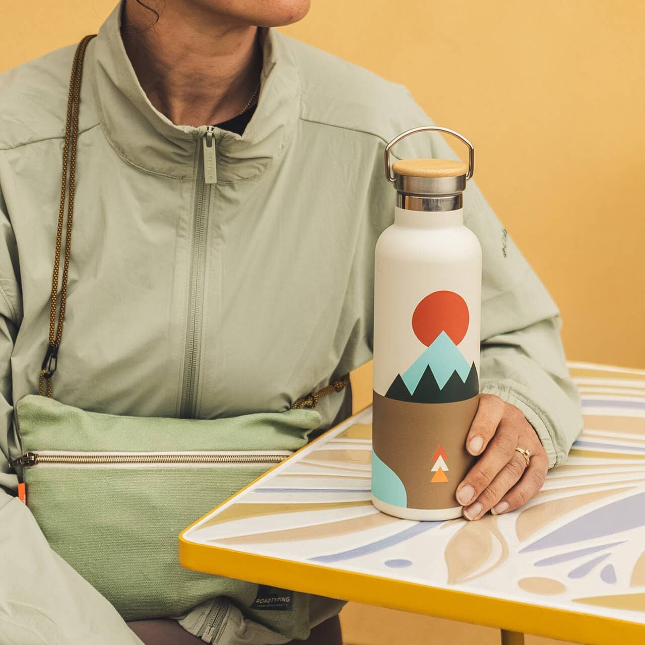 Isolierte Flasche Geo Montagne