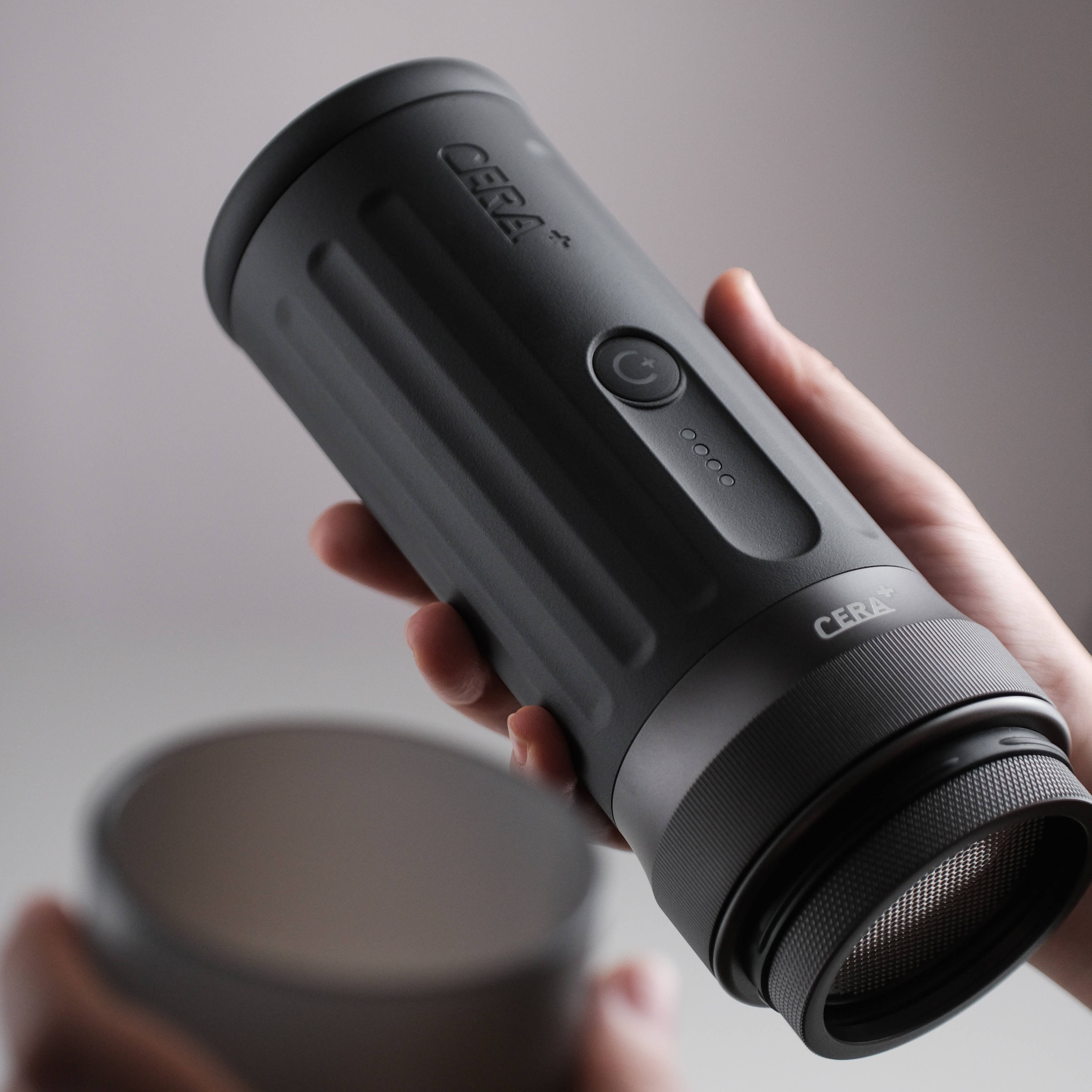 Ceramax - smarte tragbare Espressomaschine - App-Steuerung